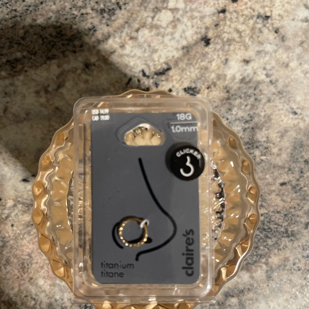 Claire's Gold-Tone Nose Ring